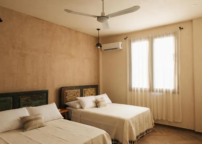 Izkina Casa Centro Hotel 3*